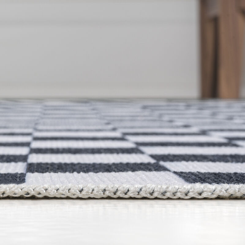 Ainsley Modern Cottage Checkerboard Washable Area Rug