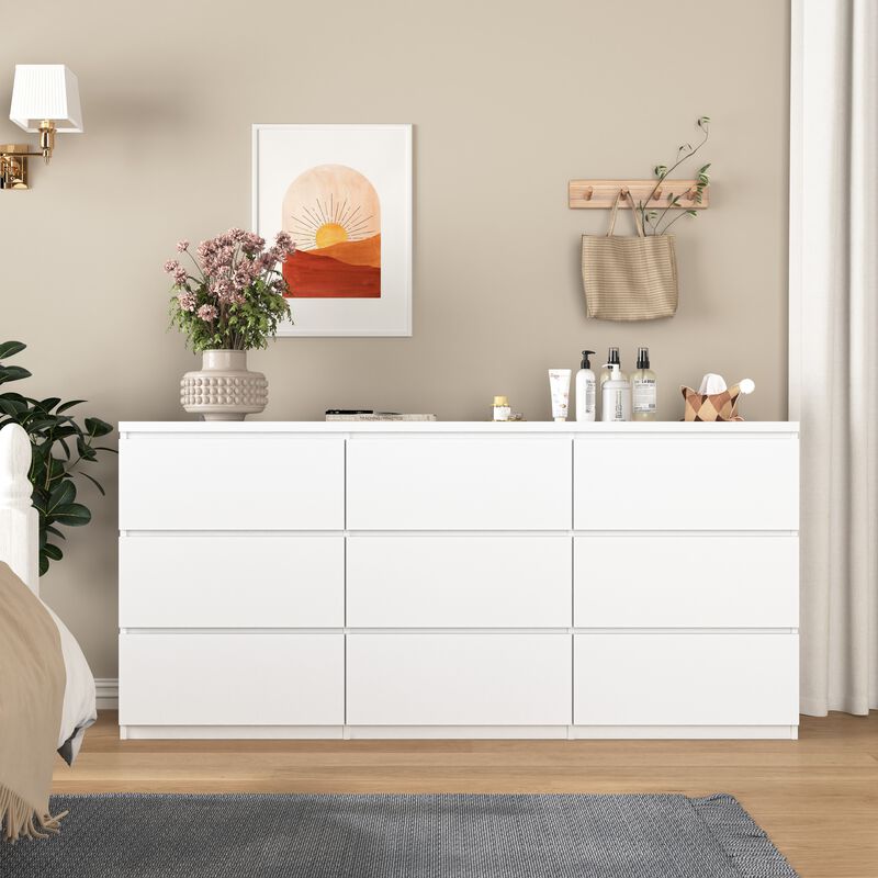 Jorwog 9 Drawer Dresser image number 3