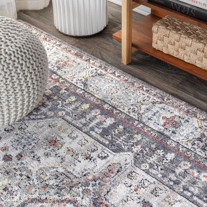 Kesan Vintage Medallion Area Rug