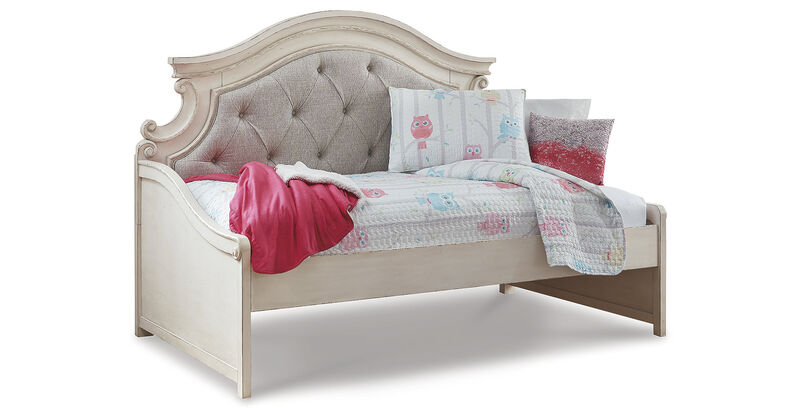 Realyn Twin Day Bed image number 4