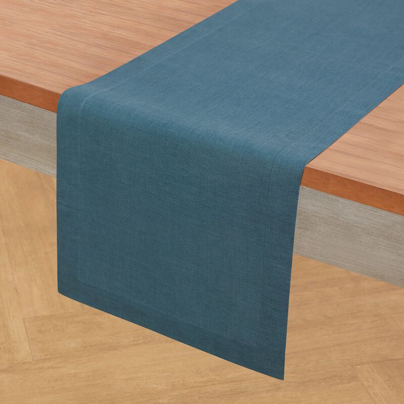 Solino Home Fete 100% Linen Table Runner &ndash; Handcrafted, Machine Washable, Perfect for Holiday and Everyday Dining