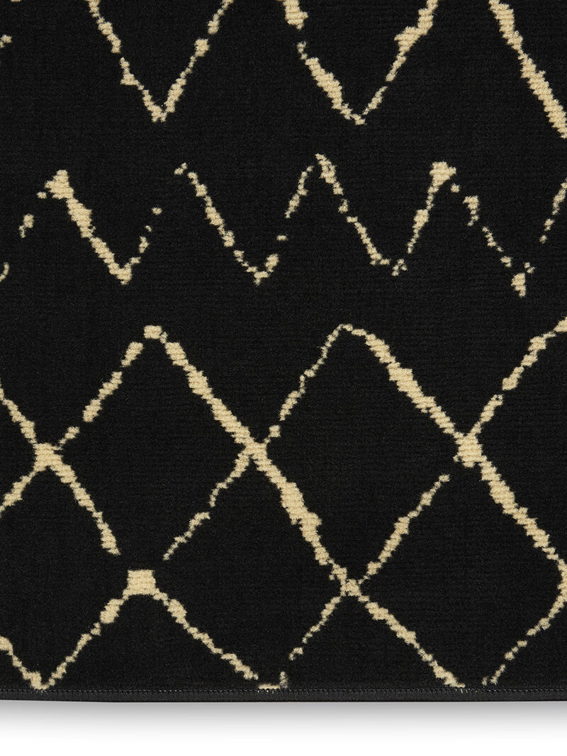 Grafix GRF04 Black 7' x 10' Rug