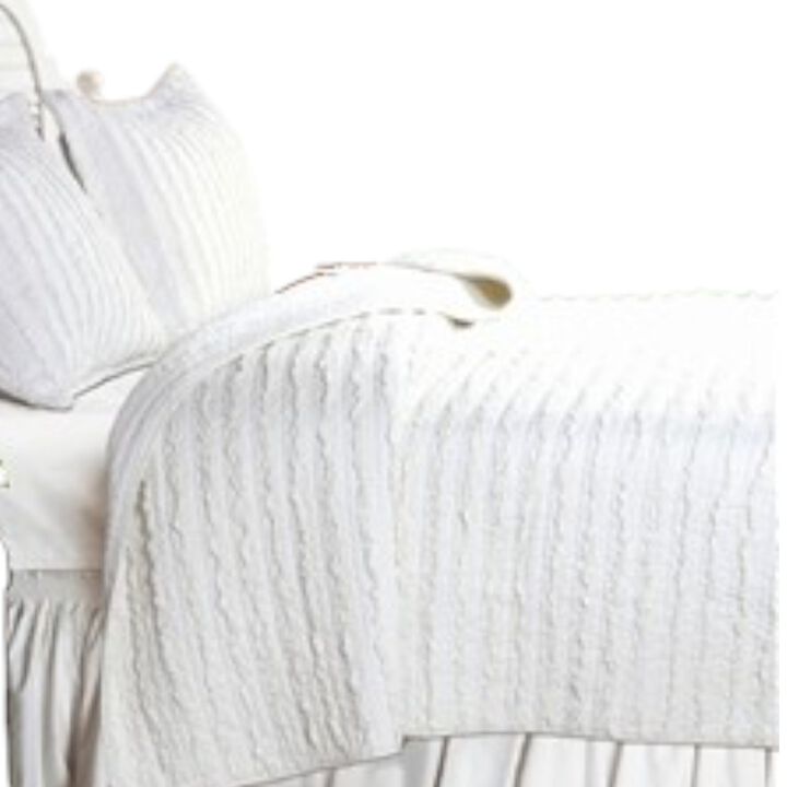 Hivvago Full 3-Piece Quilt Set 100% Cotton White Ruffled Stripes Reversible