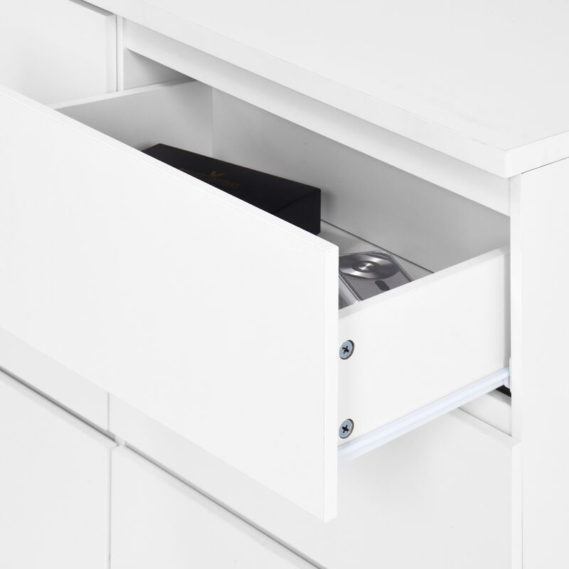 Jorwog 9 Drawer Dresser image number 6