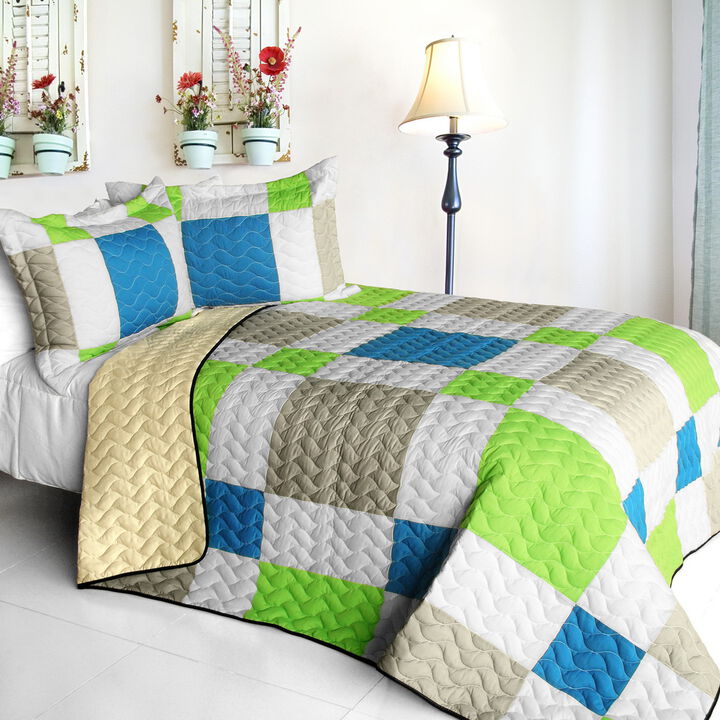 Queen Size Patchwork Quilt Set 3PC with Vermicelli Quilted Stitching