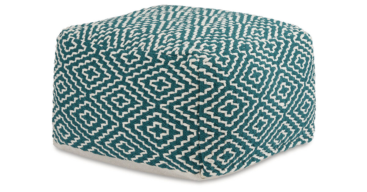 Brynnsen Pouf