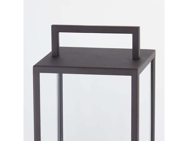 Beckham Exterior Post image number 1