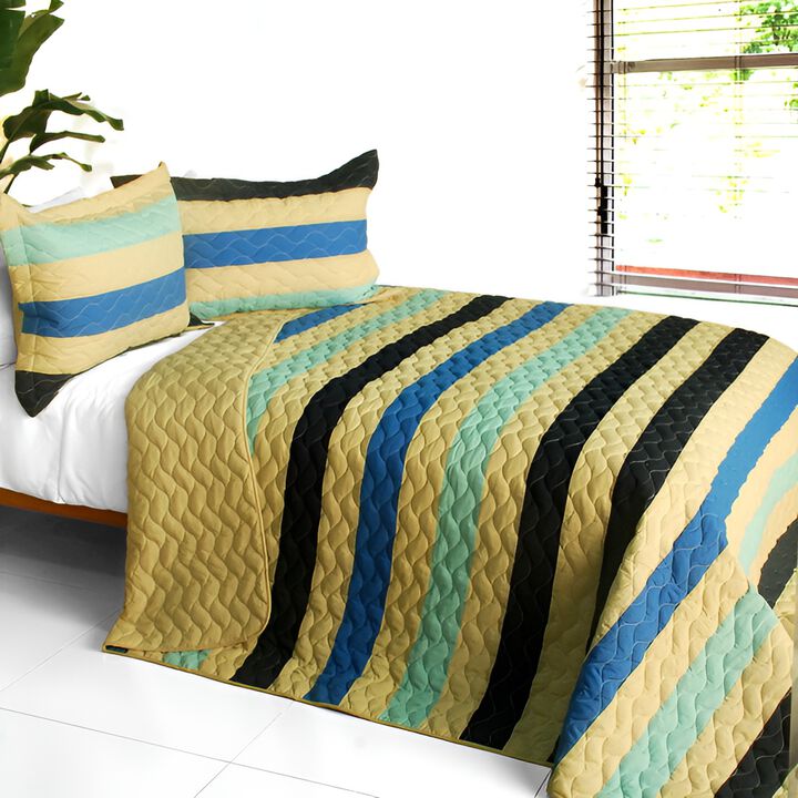 Queen Size 3-Piece Vermicelli Quilted Patchwork Quilt Set with Shams