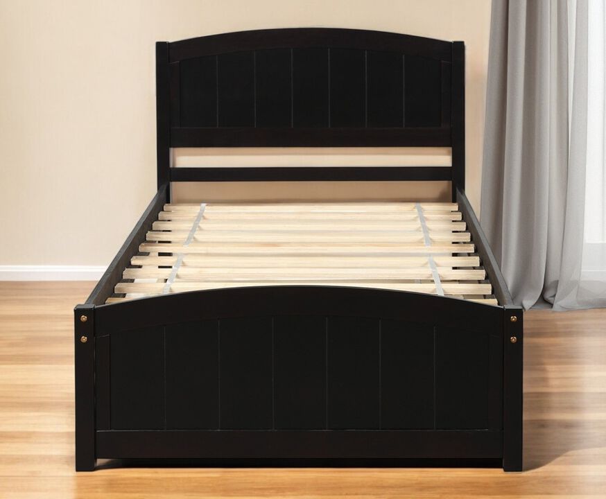 Solid Wood Trundle Bed &ndash; Perfect for Guests or Kids&rsquo; Rooms