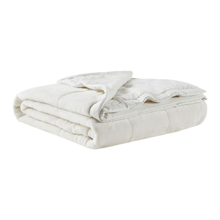 Gracie Mills Morrow HeiQ Smart Temperature Reversible Down Alternative Blanket