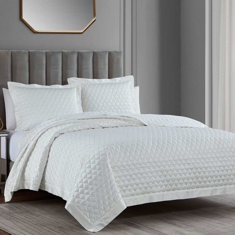 High Shine White King Quilt Set image number 0