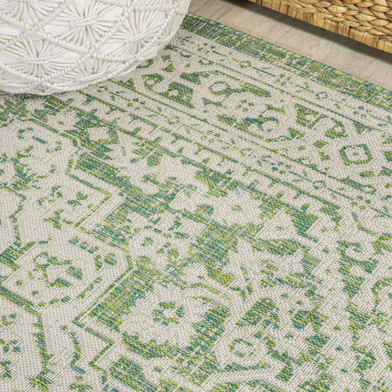 Sinjuri Medallion Textured Weave Area Rug