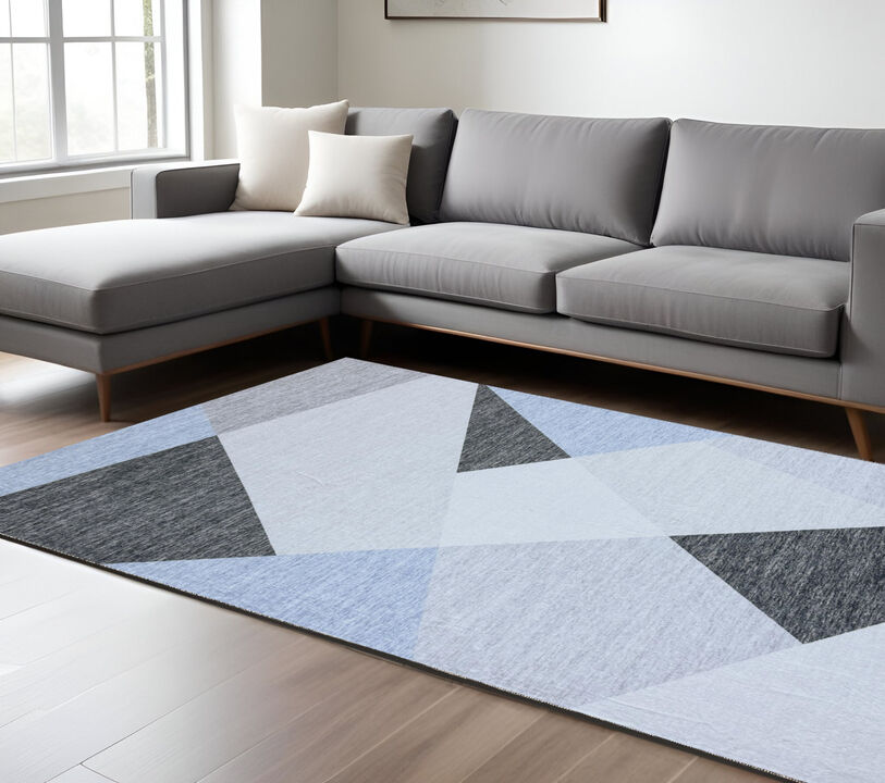 HomeRoots Geometric Area Rug