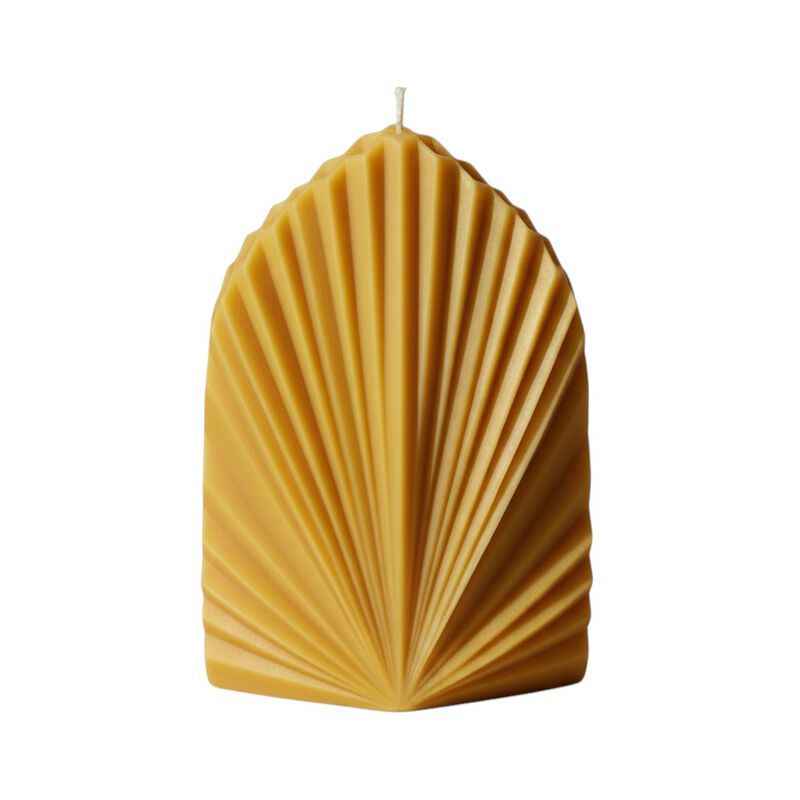 HomeRoots 6" Unscented Dimensional Palm Leaf Candle image number 0