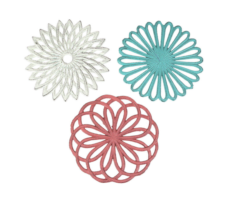 Set of 3 Cast Iron Floral Bloom Kitchen Trivets Decorative Wall Hangings image number 0