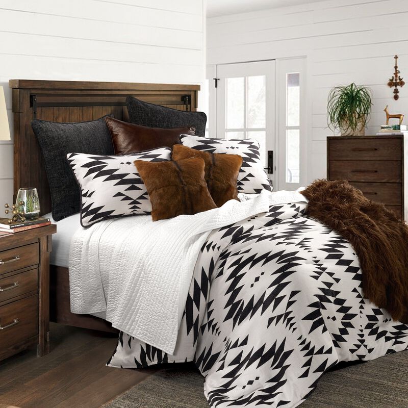 Amelia Aztec King Comforter Set image number 2