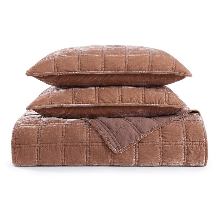 Stella Pintuck Rose King Quilt Set