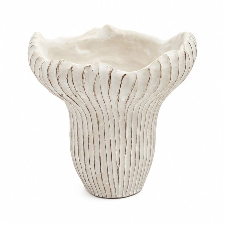 WOW PIONEER 9.3x9x8.7" Sand and Cement Coral Planter with Textured Beige Finish
