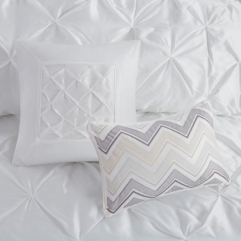 Gracie Mills Shelby 7-Piece Padded Comforter Set