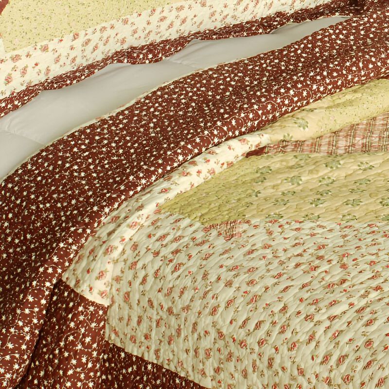 Queen Size Cotton 3-Piece Vermicelli Quilted Printed Quilt Set with Matching Pillow Shams image number 3