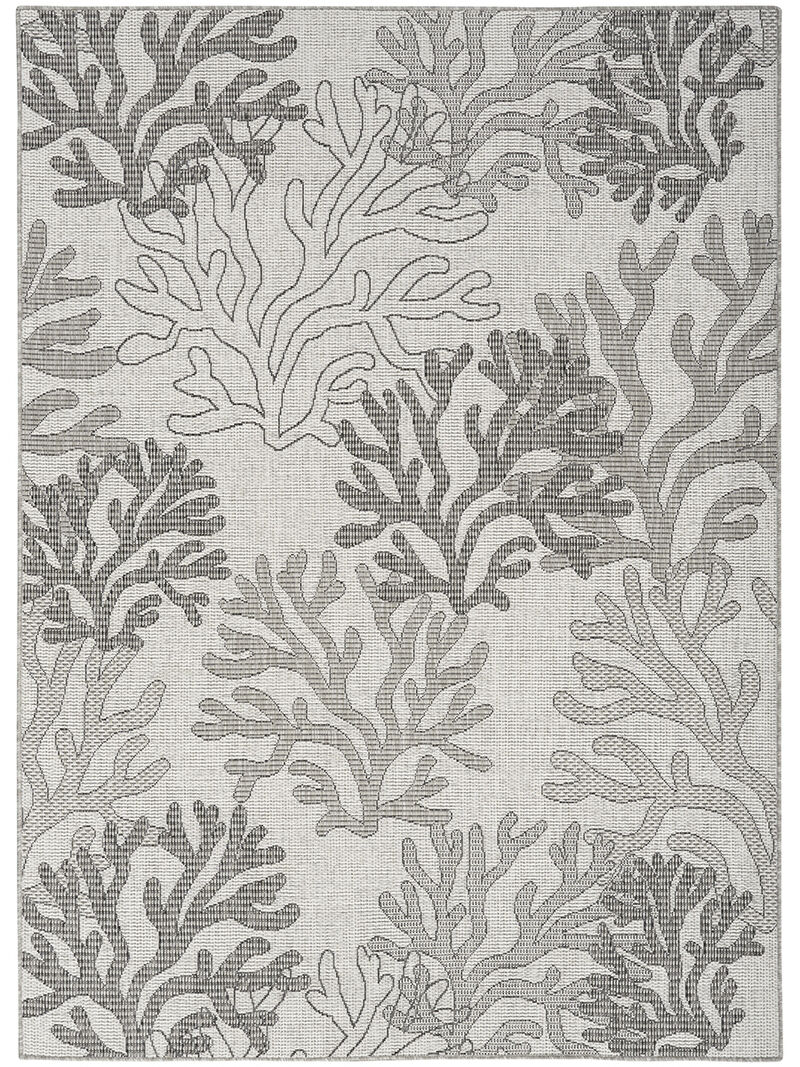 Garden Oasis GOA05 Gray 6' x 9' Rug