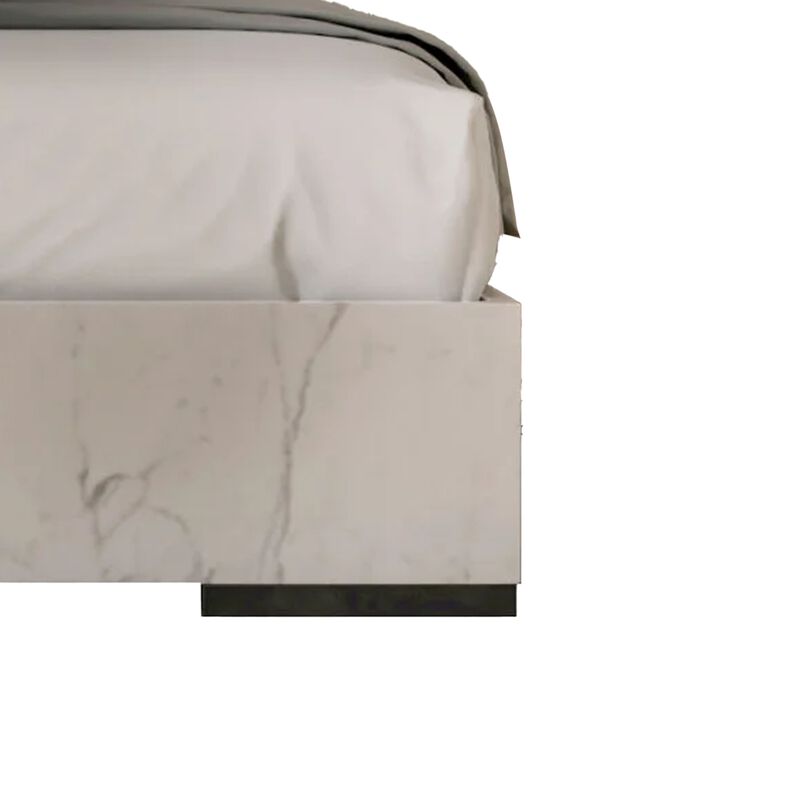 Noe 3pc Queen Size Bedroom Set, White Faux Marble Finish, Wall Panel Design - Benzara image number 2