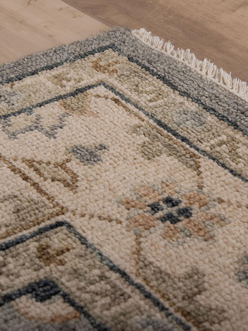 Hallmark HAL231 12' x 15' Rug image number 3