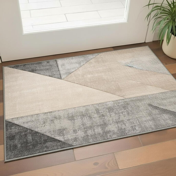 HomeRoots Geometric Area Rug
