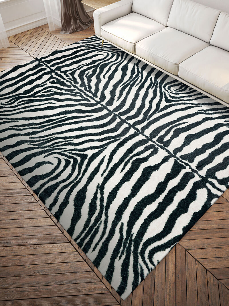 Akina AK1 Ivory 5' x 7'6" Rug
