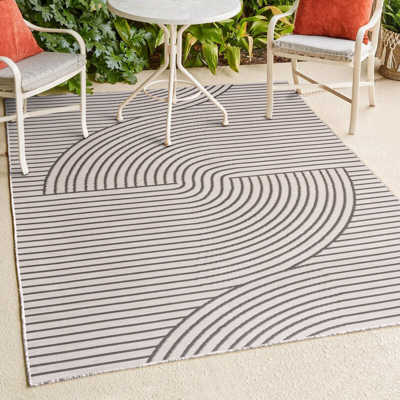Modern Curve Stripe Reversible Machine-Washable Indoor/Outdoor Area Rug