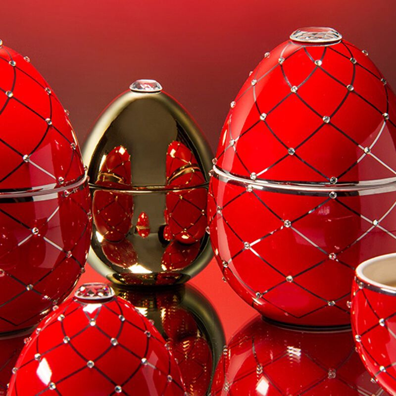 Candle in Ceramic Egg BOIS DE ROUSSIE 16 oz Red with Silver Stripes 6.5 diam. x 7.48 in image number 1