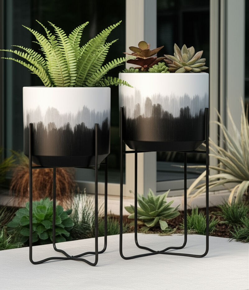 Brush Strokes Planters (Set of 2)
