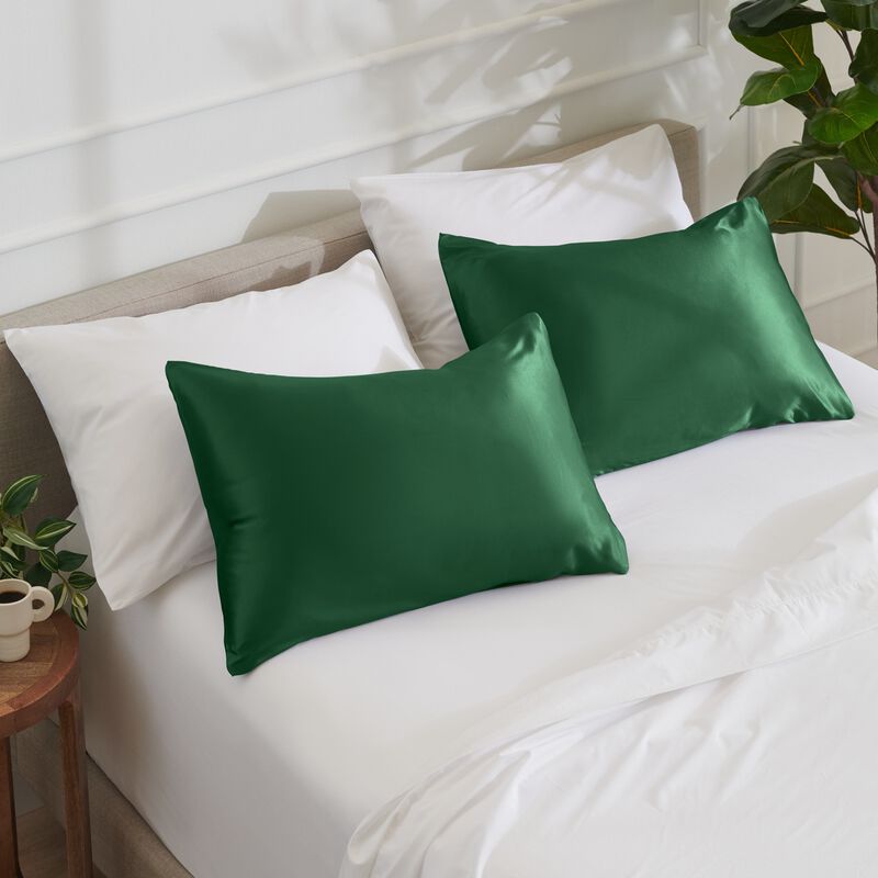 Satin Pillowcase Set for Hair and Skin image number 4