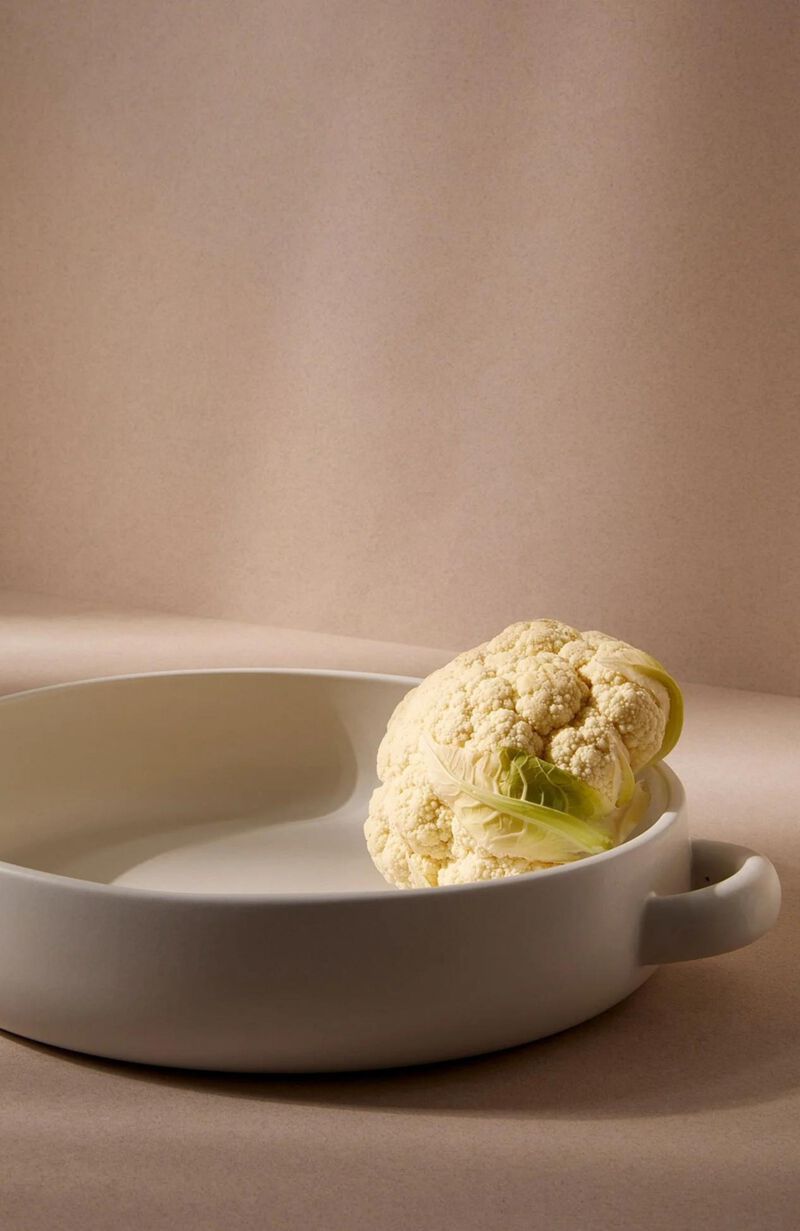 Stoneware Serving Plate With Handles 13.4"