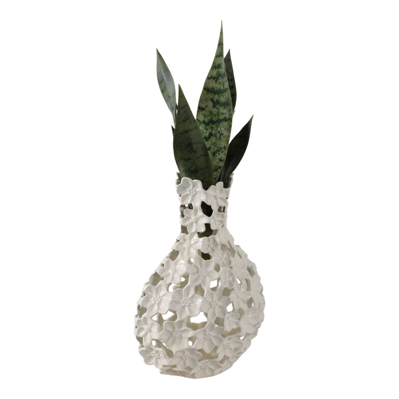 Cut-out Flower Metal Vase image number 1