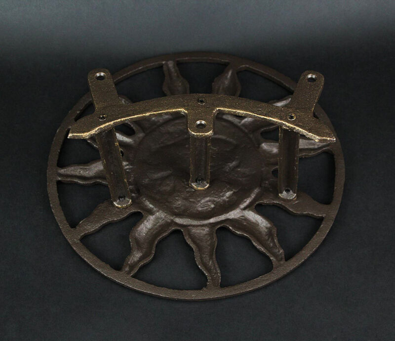 Cast Iron Sun Face Decorative Wall Mounted Hanging Garden Hose Holder Bronze image number 4