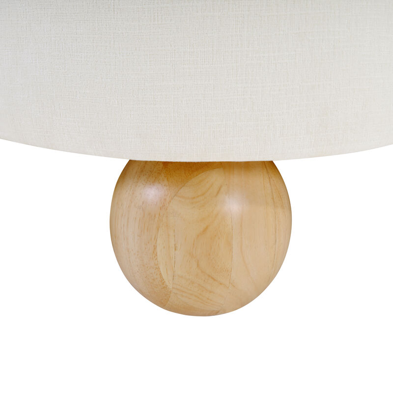 Meridian Furniture Daphne Cream Chenille Fabric Sofa image number 9