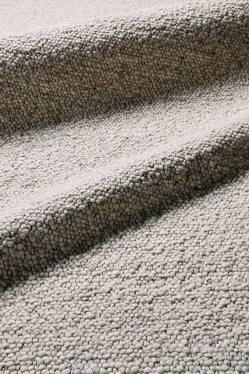 Quiet Time Hadren Goat 9' x 12' Rug image number 8