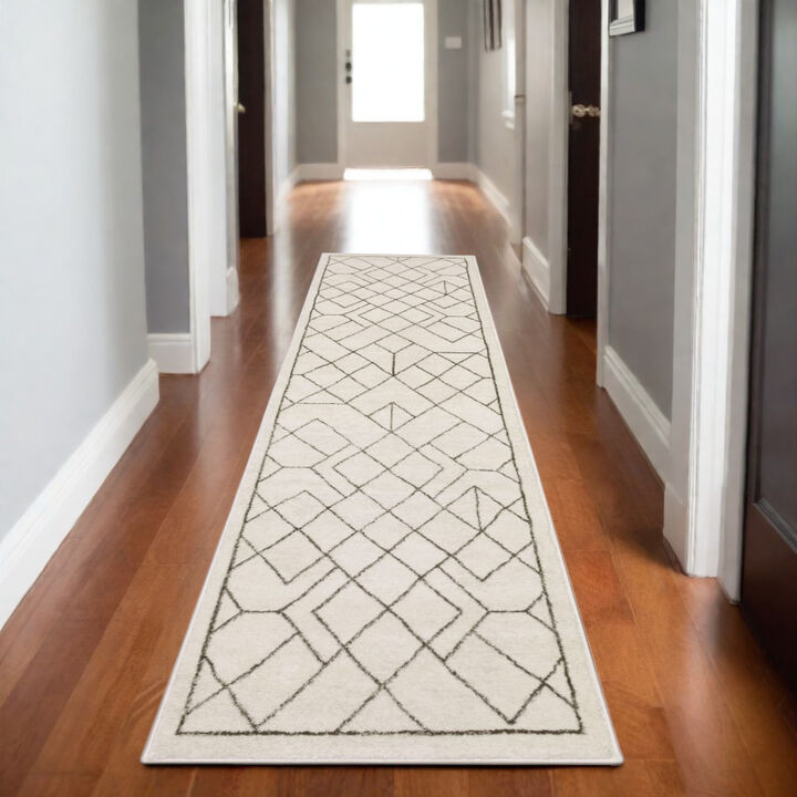 HomeRoots Geometric Runner Rug