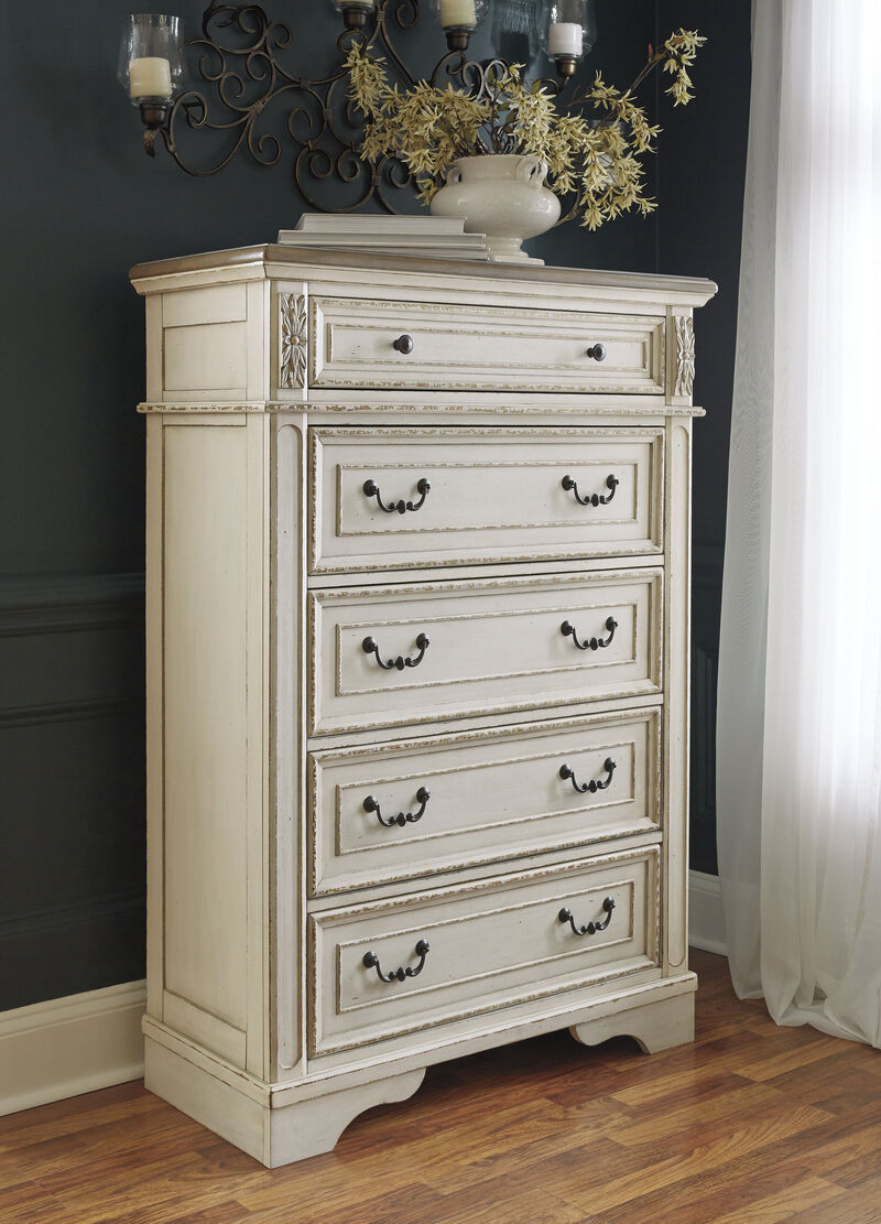 Realyn 5 Drawer Chest of Drawers image number 1