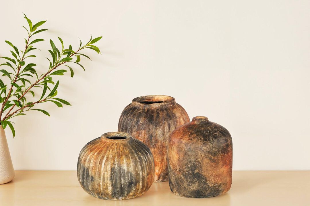 Raw Umber Ribbed Vase