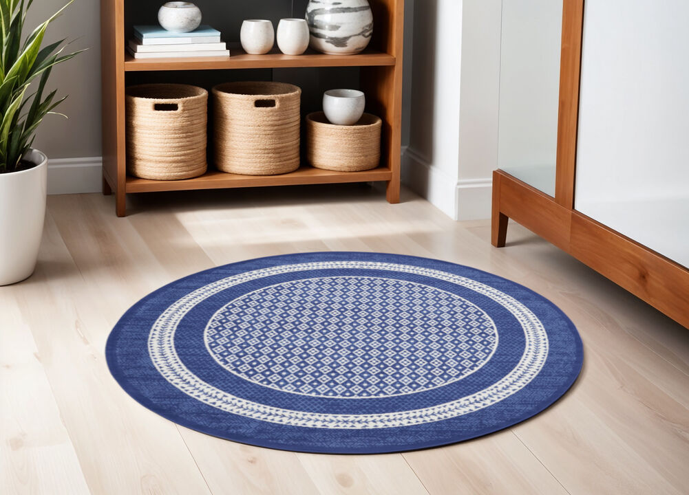HomeRoots Geometric Distressed Round Rug