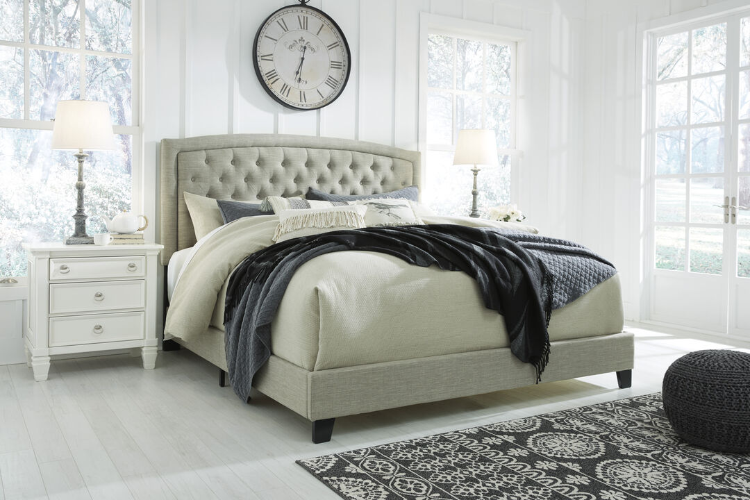Jerary Queen Upholstered Bed
