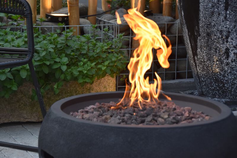 Modeno York Concrete Outdoor Patio Fire Pit Table image number 9