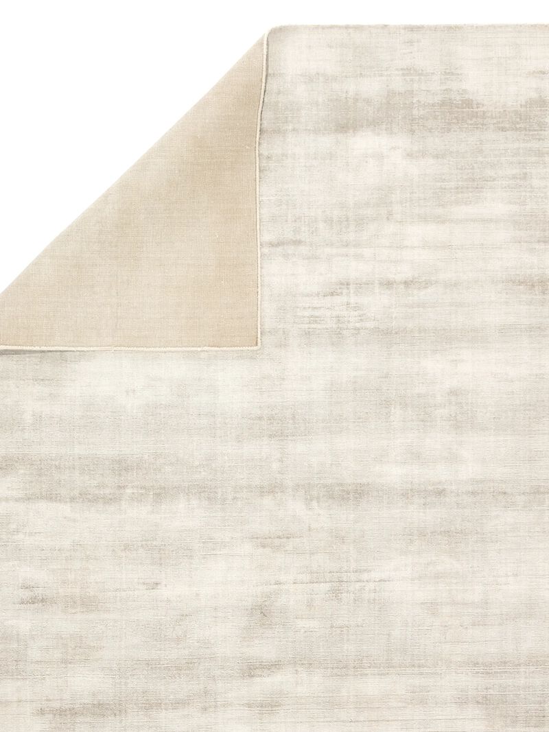 Yasmin Yasmin White 6' x 9' Rug