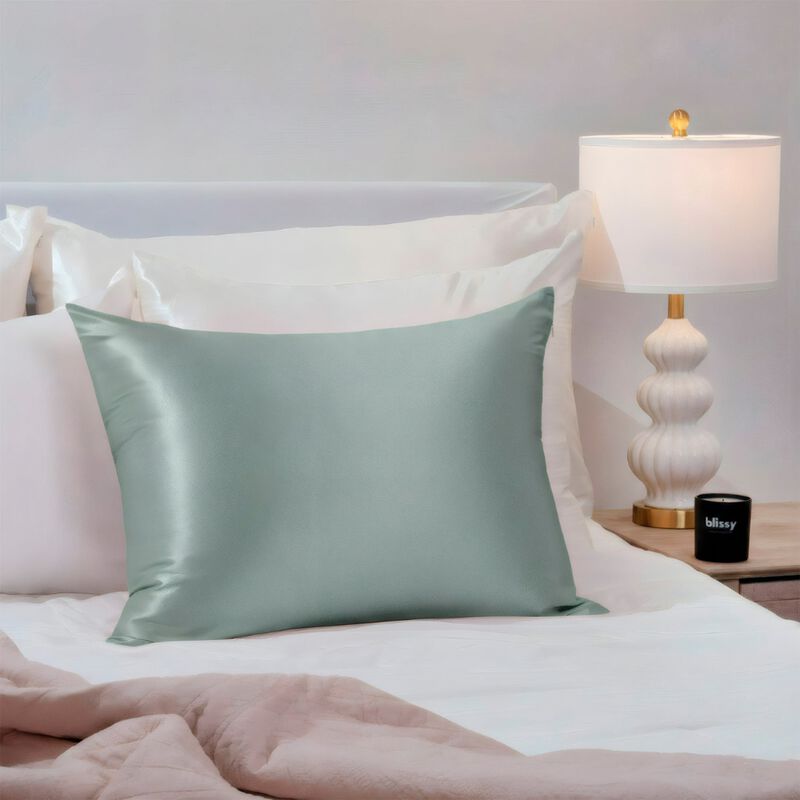 Blissy 100% Mulberry Silk Pillowcase image number 3