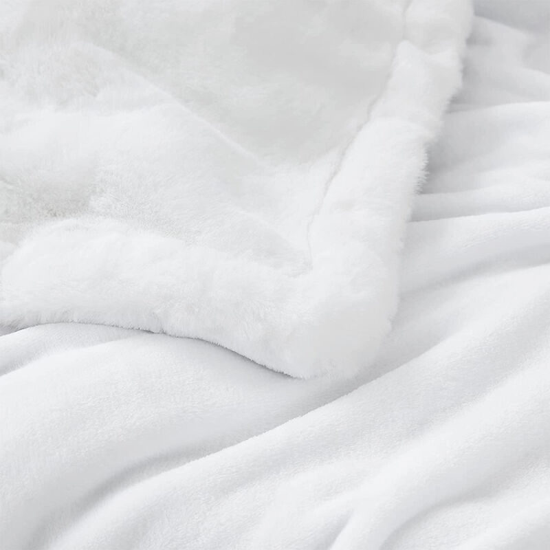 Chunky Bunny - Coma Inducer&reg; Oversized Queen Comforter - Pure White