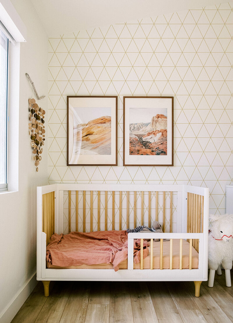 Leda Metallic Geometric Wallpaper image number 2