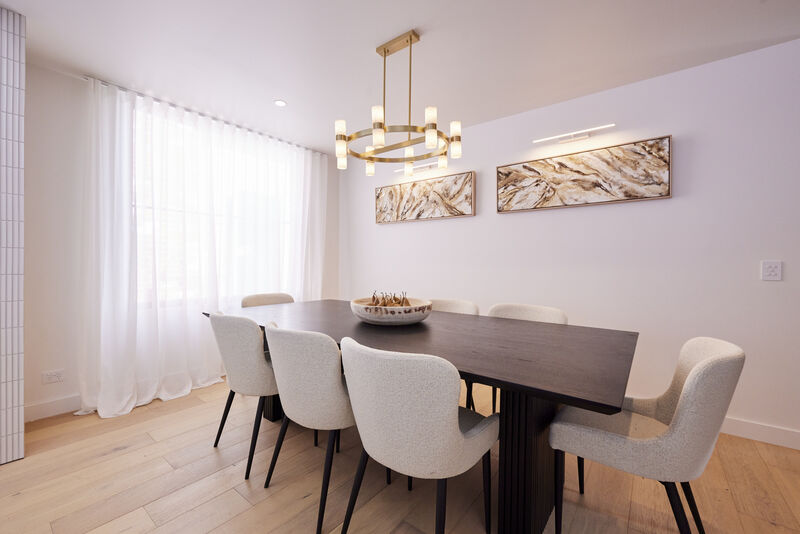 Beacon Lighting Luella 16-Light Alabaster Chandelier Modern Ceiling Chandelier image number 1