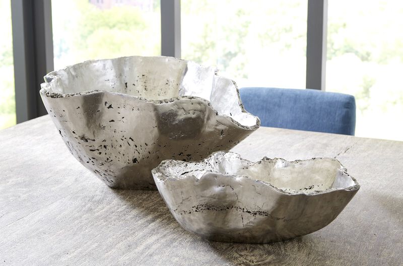 Cast Onyx Small Bowl